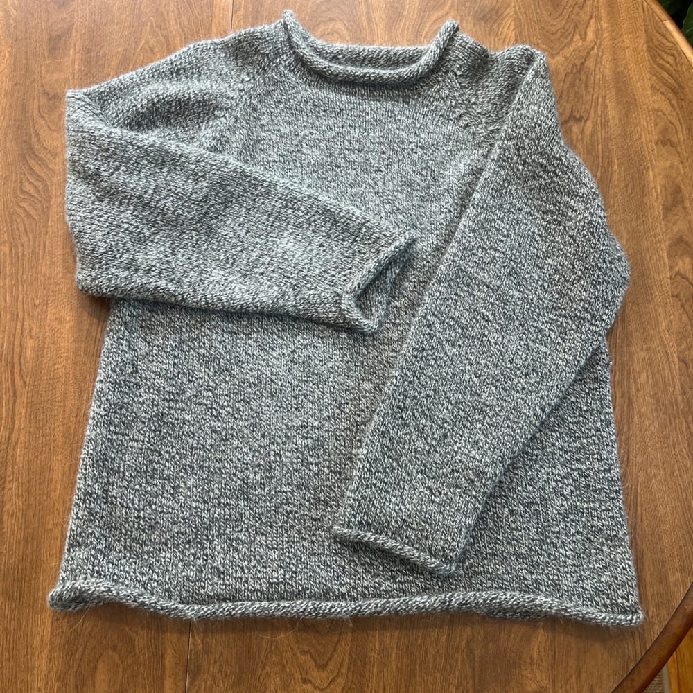 American South Side 100% Alpaca Wool Grey Rolled Edge Sweater Peru